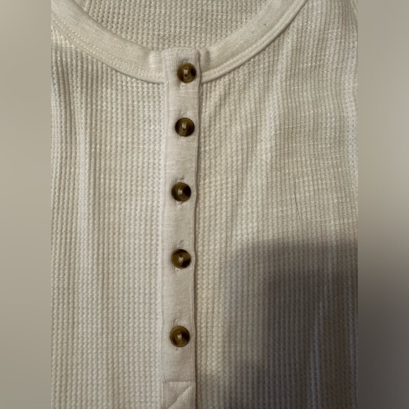 Aerie button tank top - Picture 2 of 3